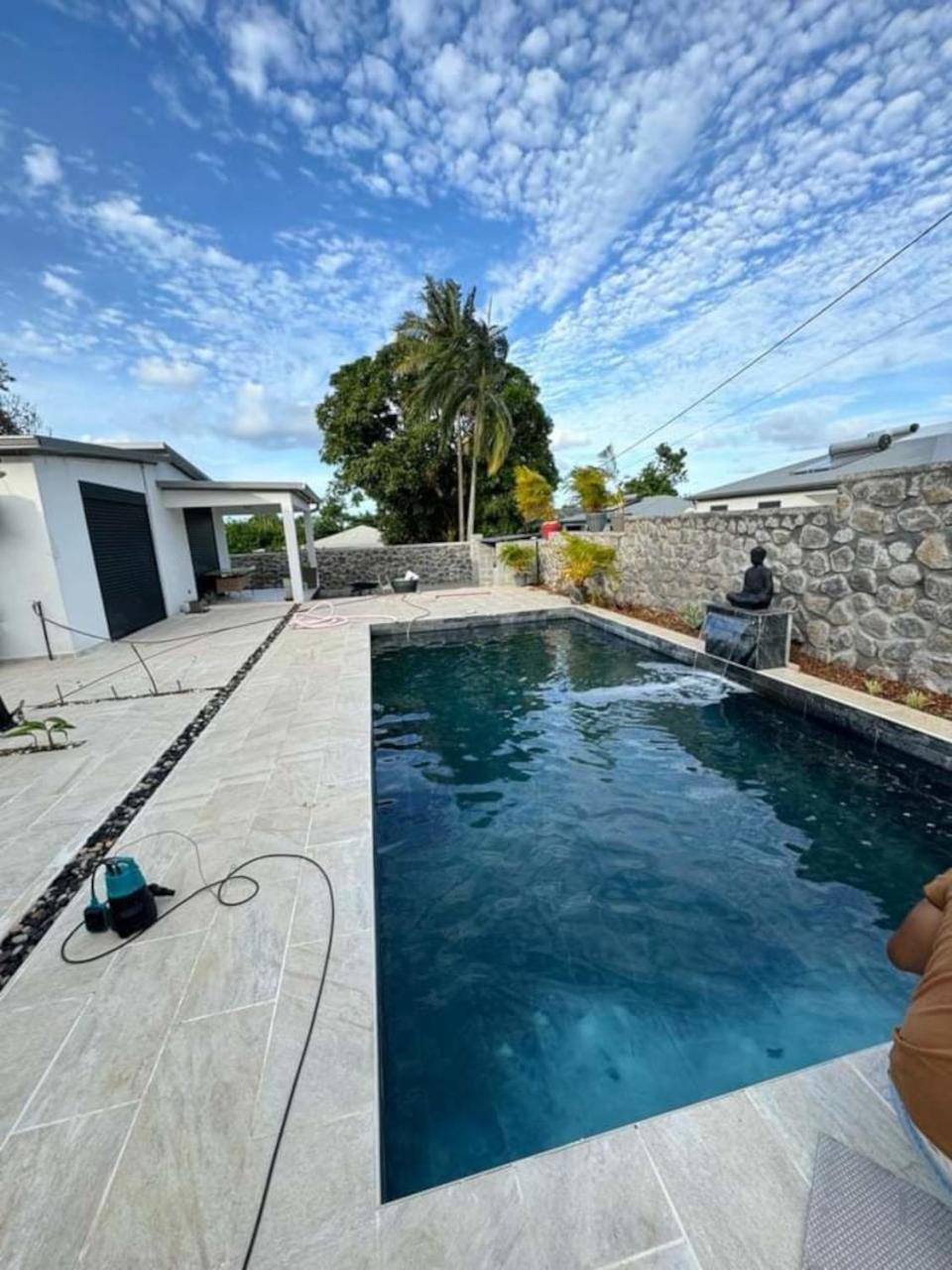 Le Beau Vallon 1- Jacuzzi Privatif Et Piscine Chauffee Partagee Saint-Benoît Εξωτερικό φωτογραφία