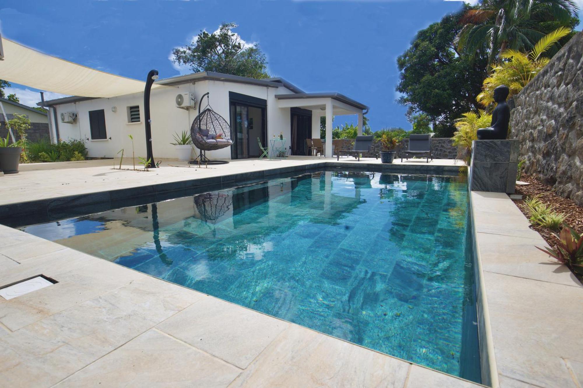Le Beau Vallon 1- Jacuzzi Privatif Et Piscine Chauffee Partagee Saint-Benoît Εξωτερικό φωτογραφία